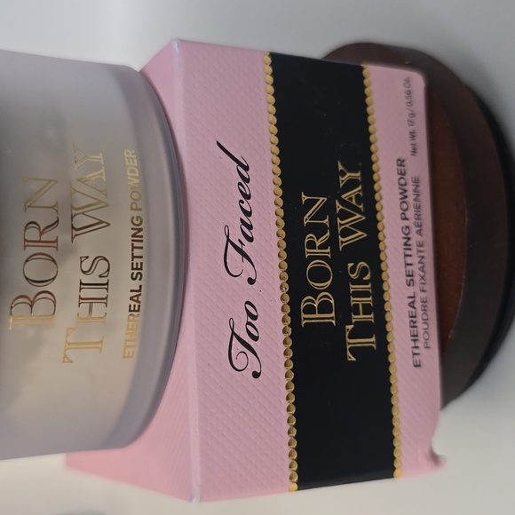 Too Faced Born This Way Ethereal Setting Powder - Translucent - Picture 4 of 12